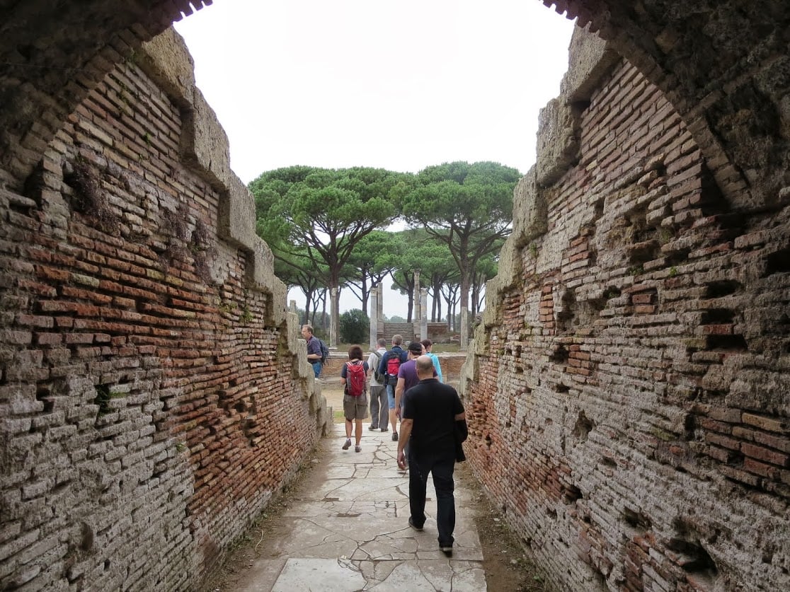 vomitorium ostia